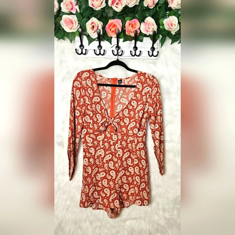 Shein Vintage 70's Style Cropped Tie-Front Romper
